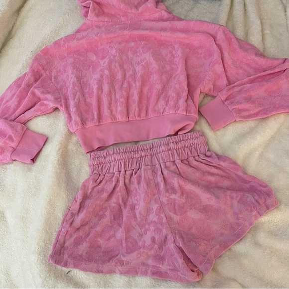 Barbie x Forever 21 Pink Set - Picture 7 of 7